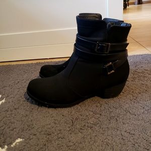 easy street ankle boots